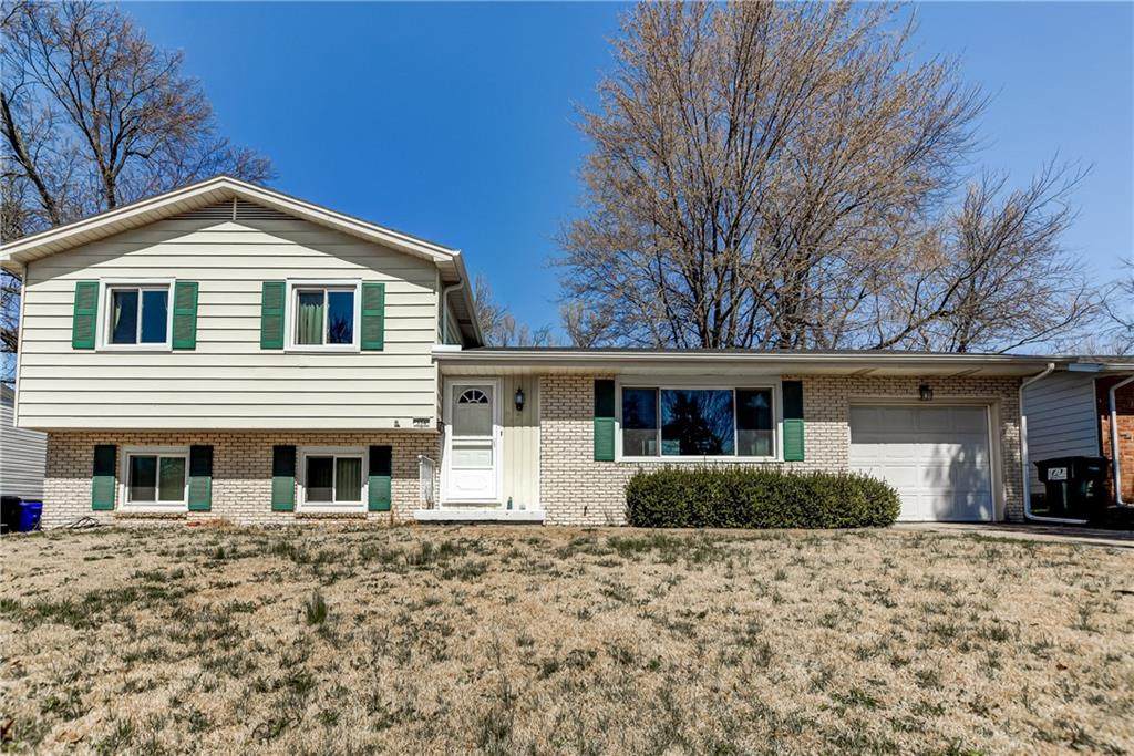 356 Oak Lane - Photo 1