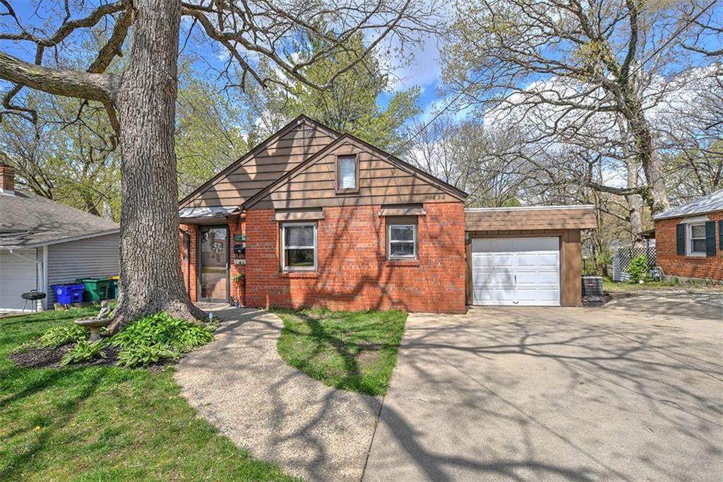 1832 Shady Crest Street - Photo 1