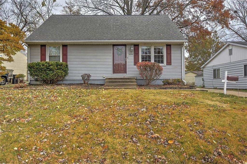 1648 Foster Avenue - Photo 1