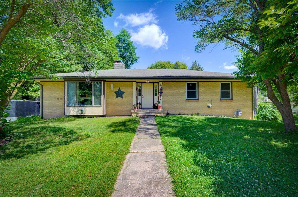 60 Hillcrest Way - Photo 1