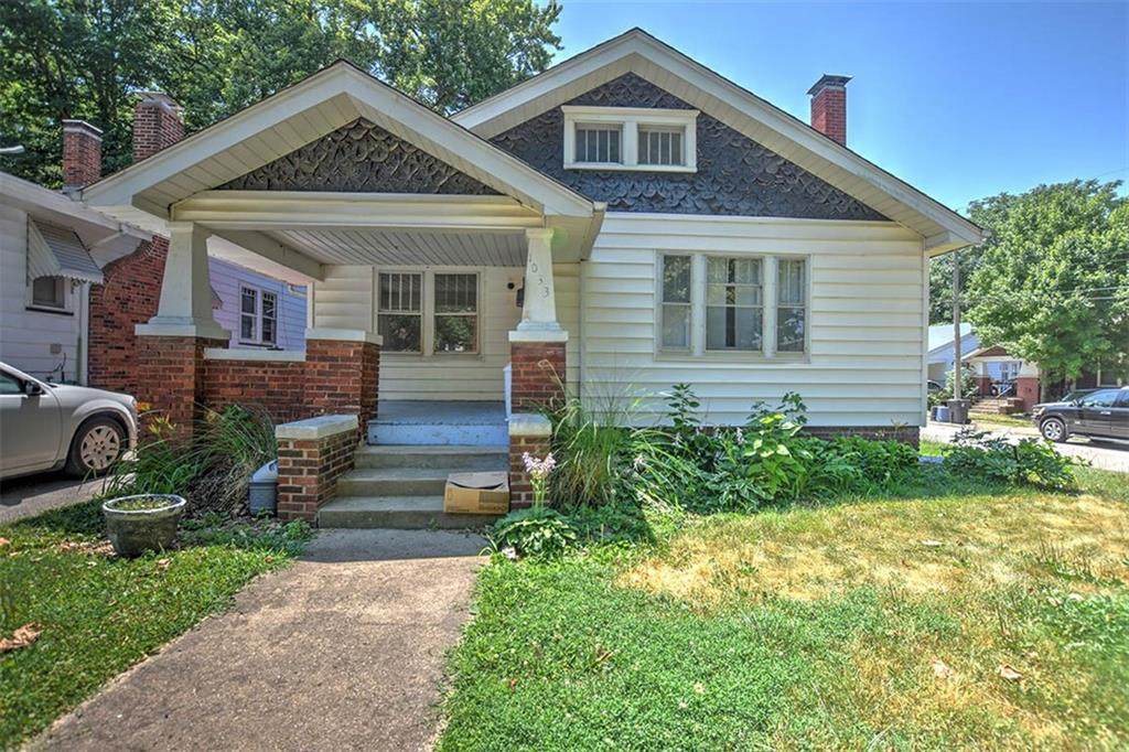 1033 Prairie Avenue - Photo 1