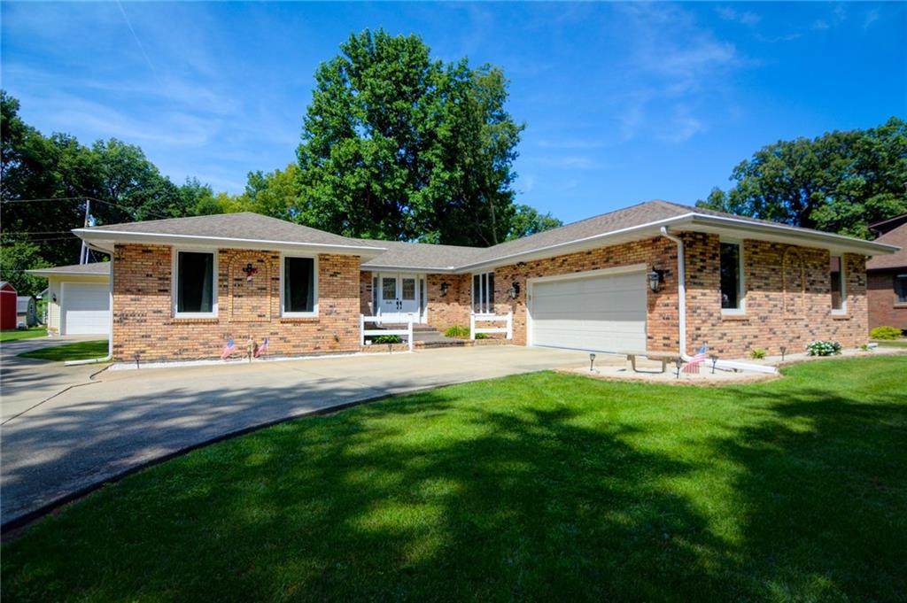 5223 Macarthur Road - Photo 1