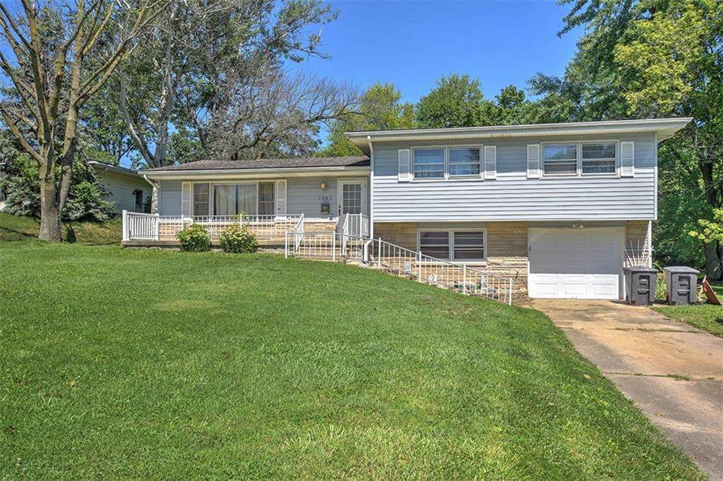 1564 Allison Drive - Photo 1
