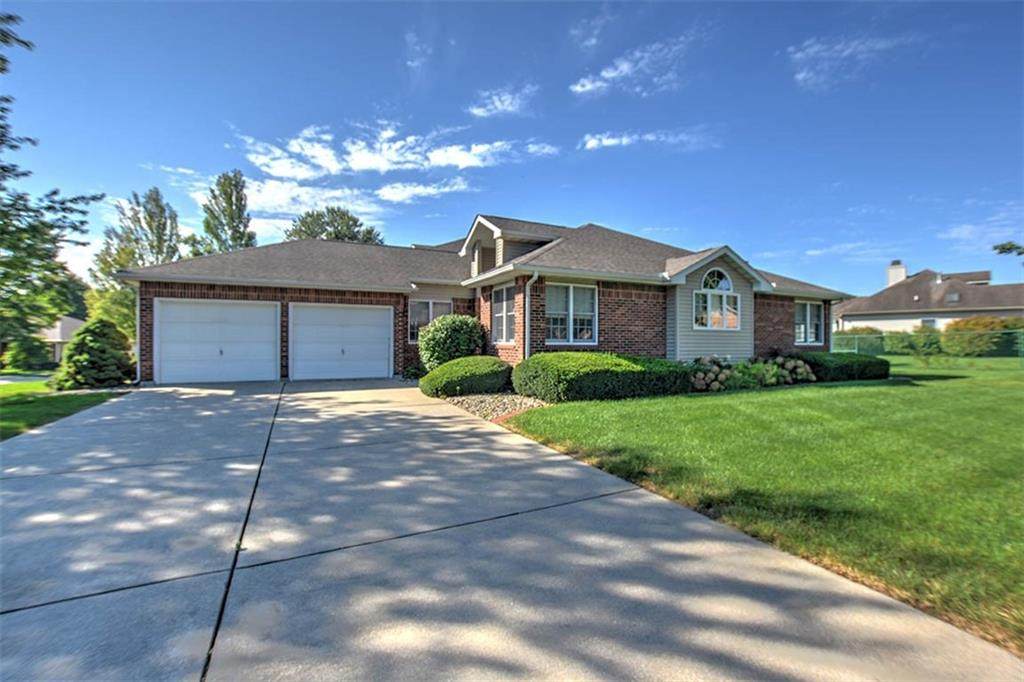 643 Waterford Lane - Photo 1