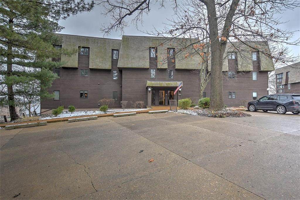 899 Lake Shore Drive - Photo 1