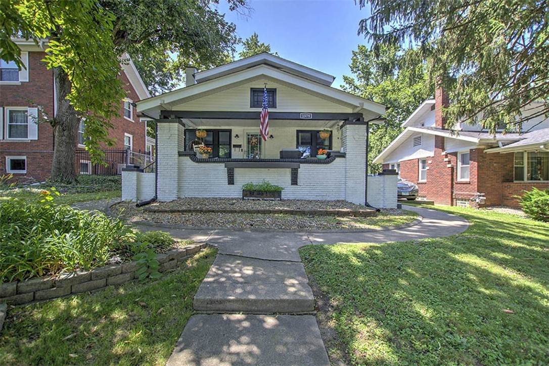 1579 Main Street - Photo 1