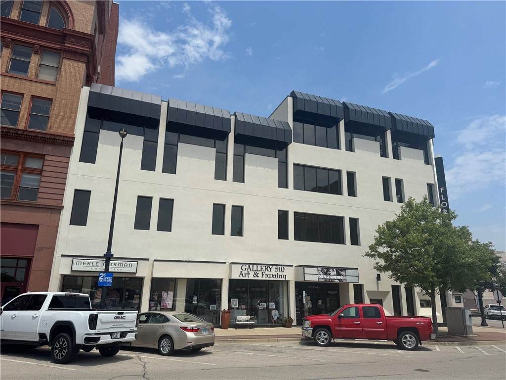 160 Main Street - Photo 1