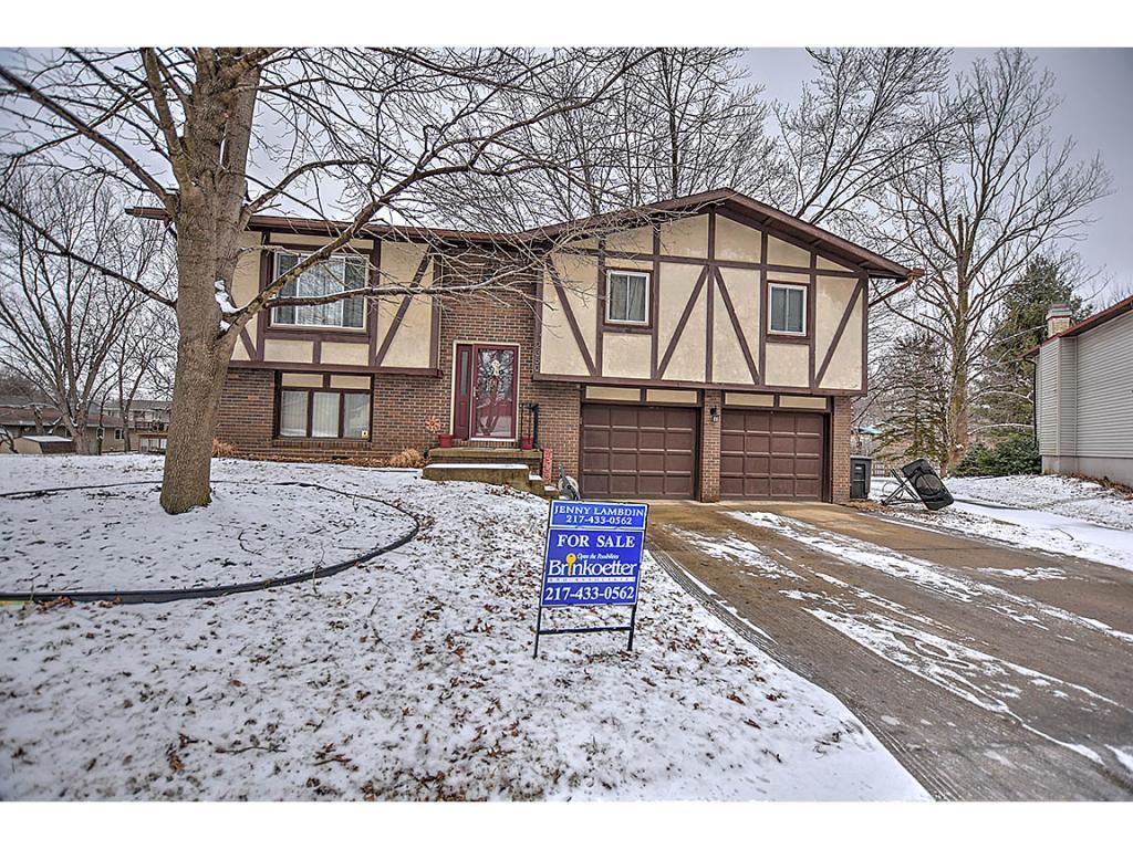 2350 Longwood - Photo 1