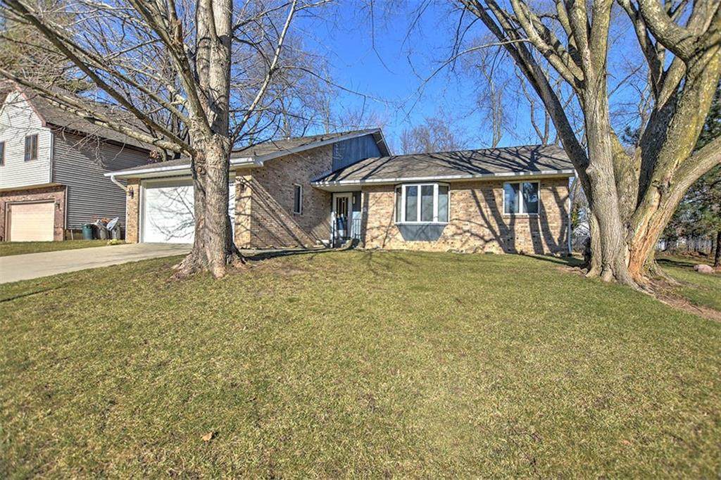 722 Stella Drive - Photo 1