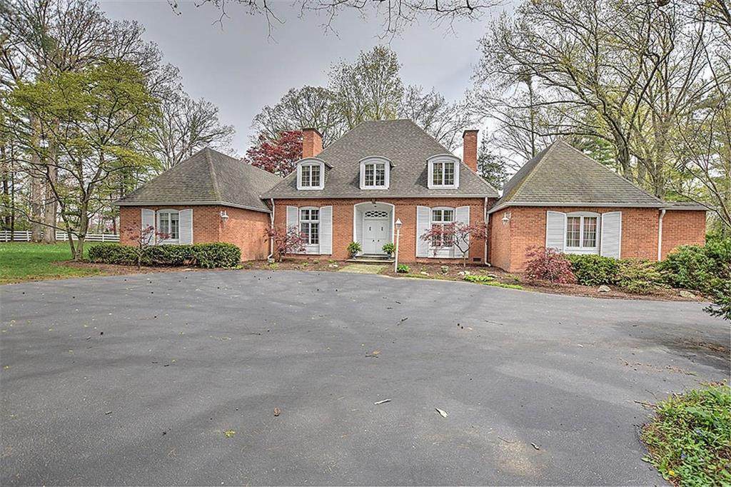 82 Country Club Road - Photo 1