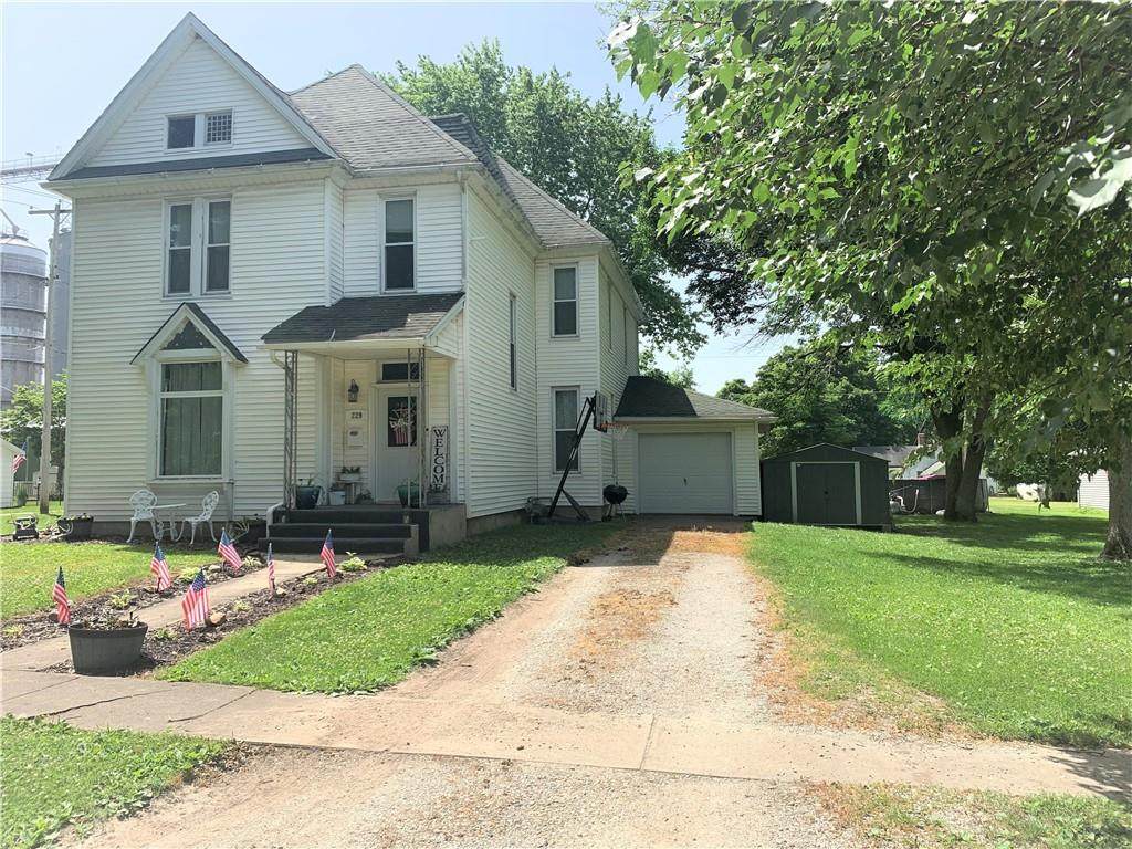 229 Madison Street - Photo 1
