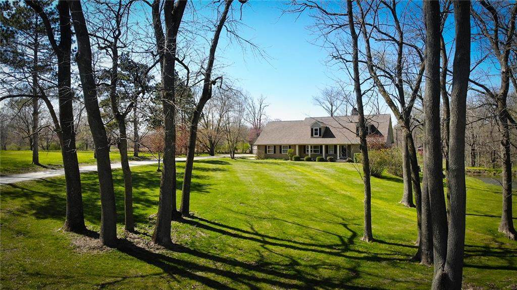 2725 Glenwood Drive - Photo 1