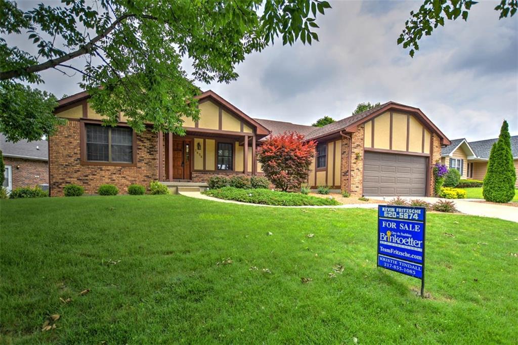 1454 Meadowview Drive - Photo 1