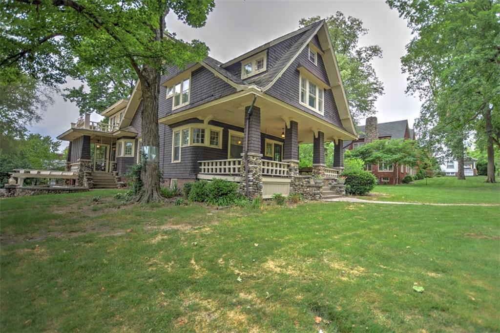 1486 Macon - Photo 1
