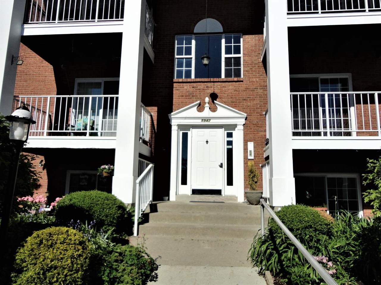 5942 Harrison Avenue - Photo 1
