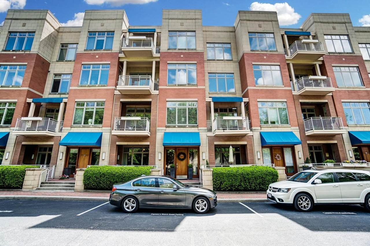 903 Adams Crossing - Photo 1