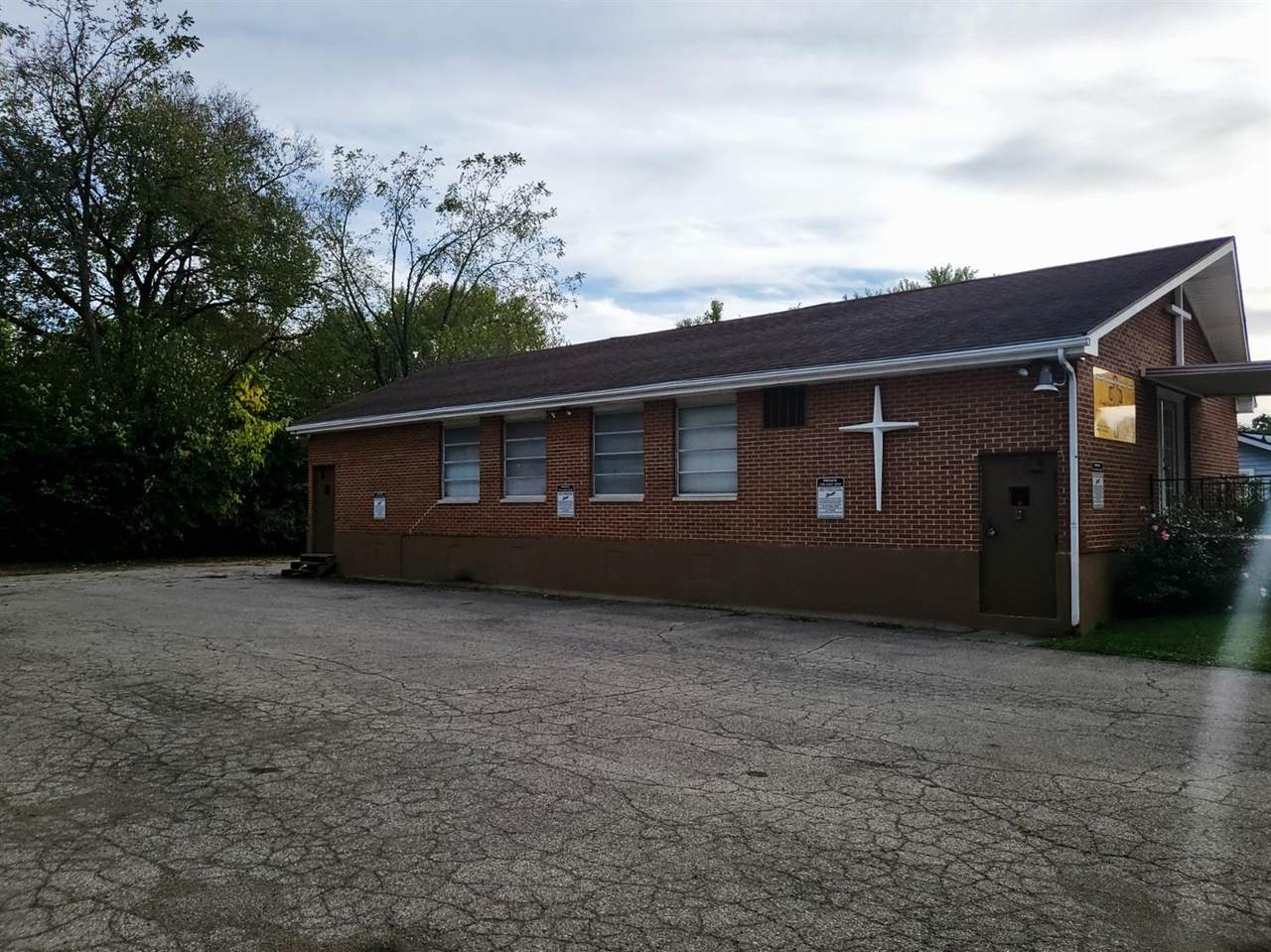 2544 Forest Home Avenue - Photo 1