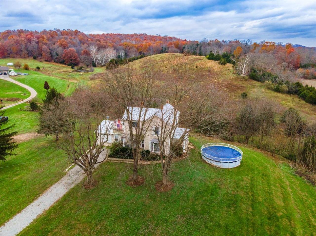444 Dutch Thomas Road - Photo 1