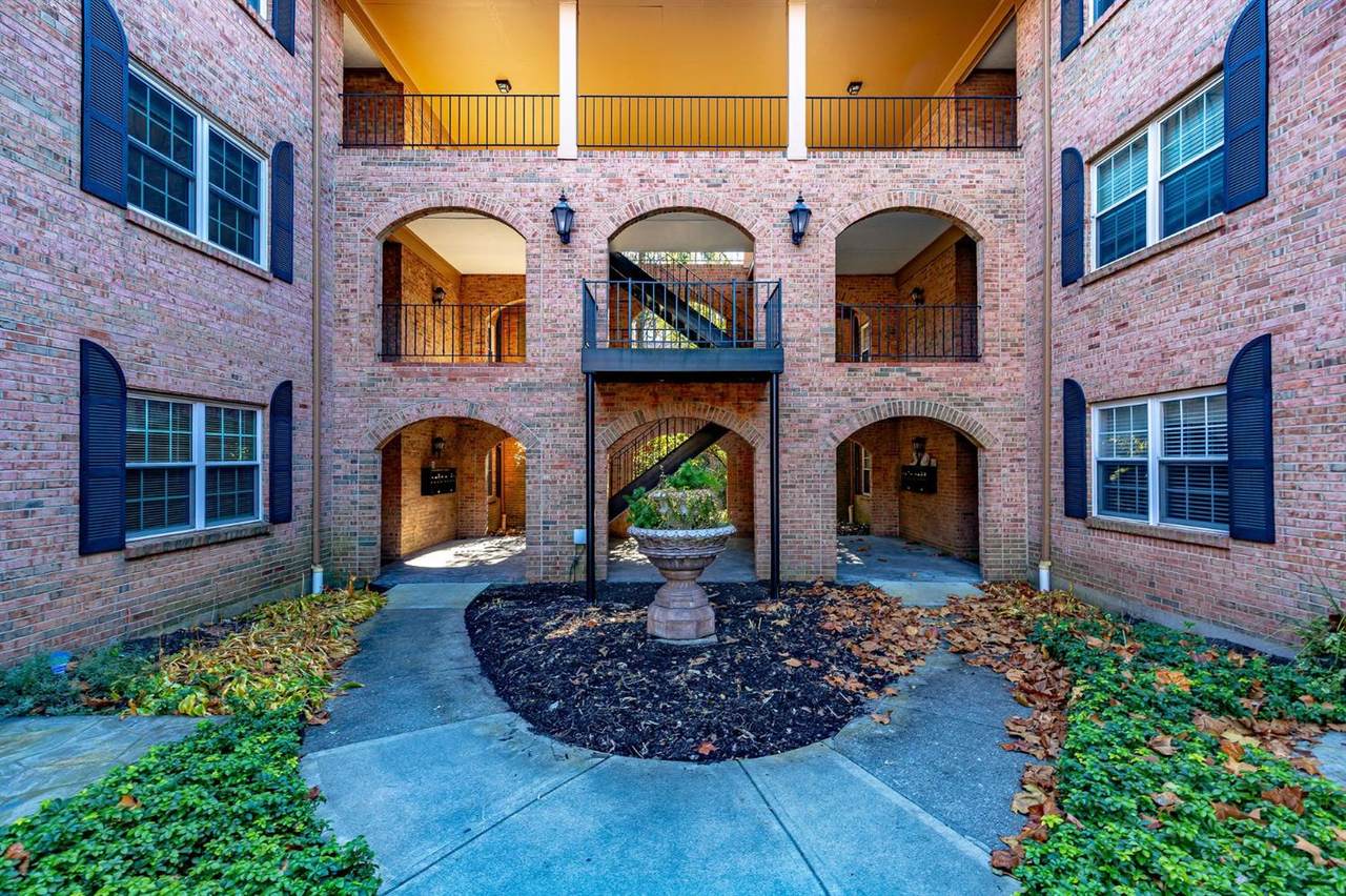 25 Vale Avenue - Photo 1