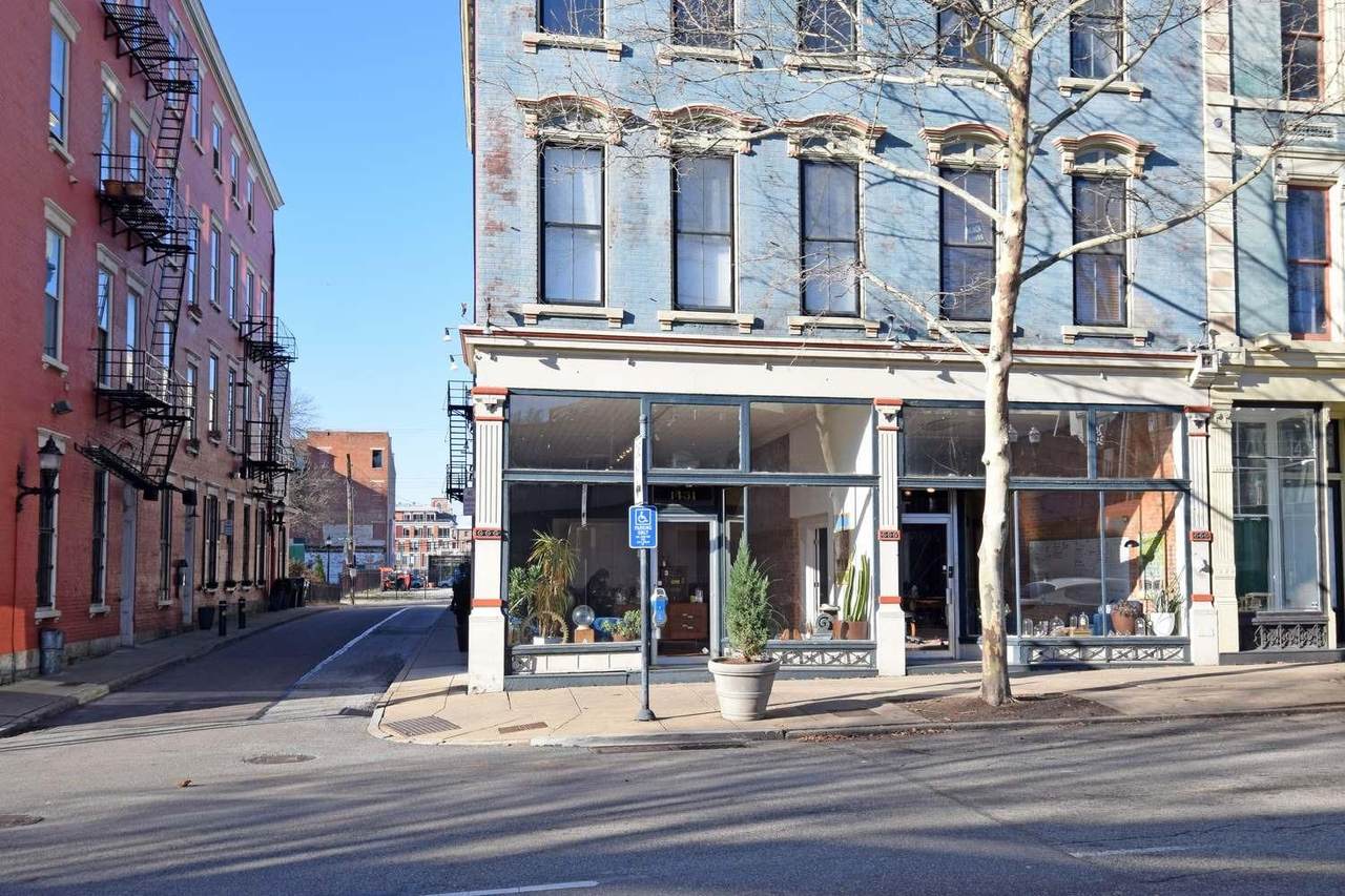 1431 Main Street - Photo 1