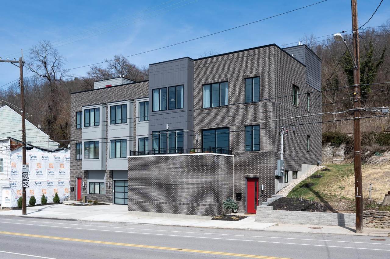 2638 Riverside Drive - Photo 1