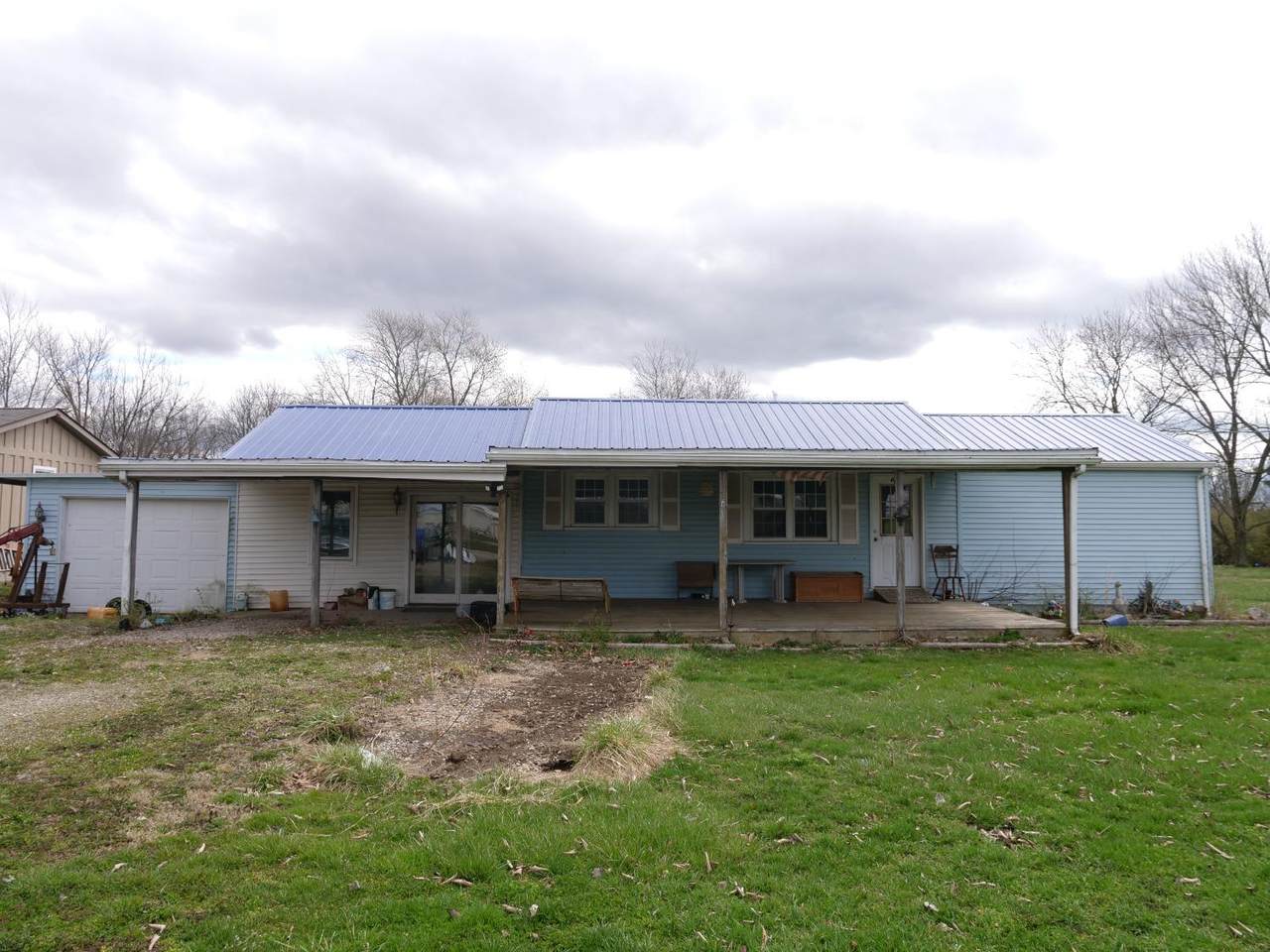6270 Jacksonburg Road - Photo 1