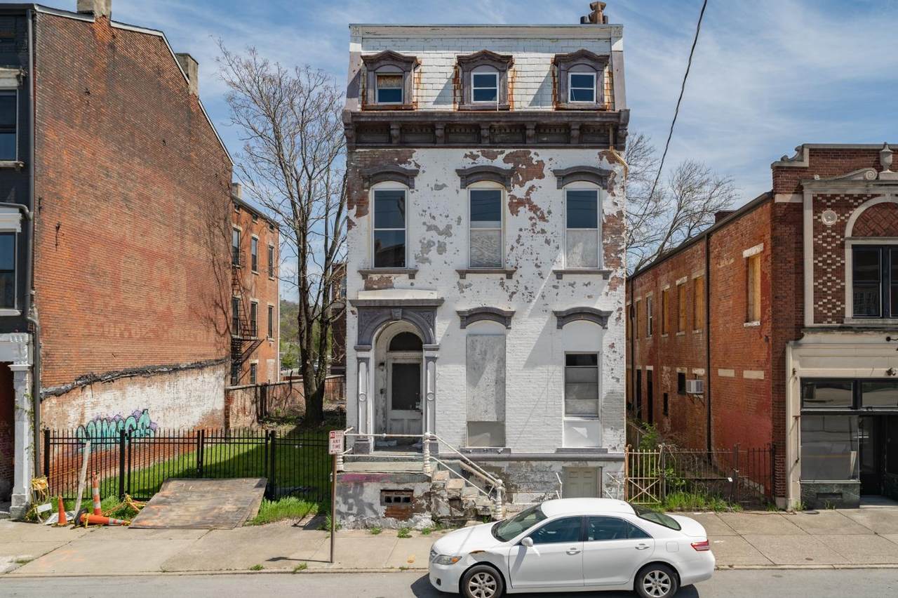 2018 Freeman Avenue - Photo 1