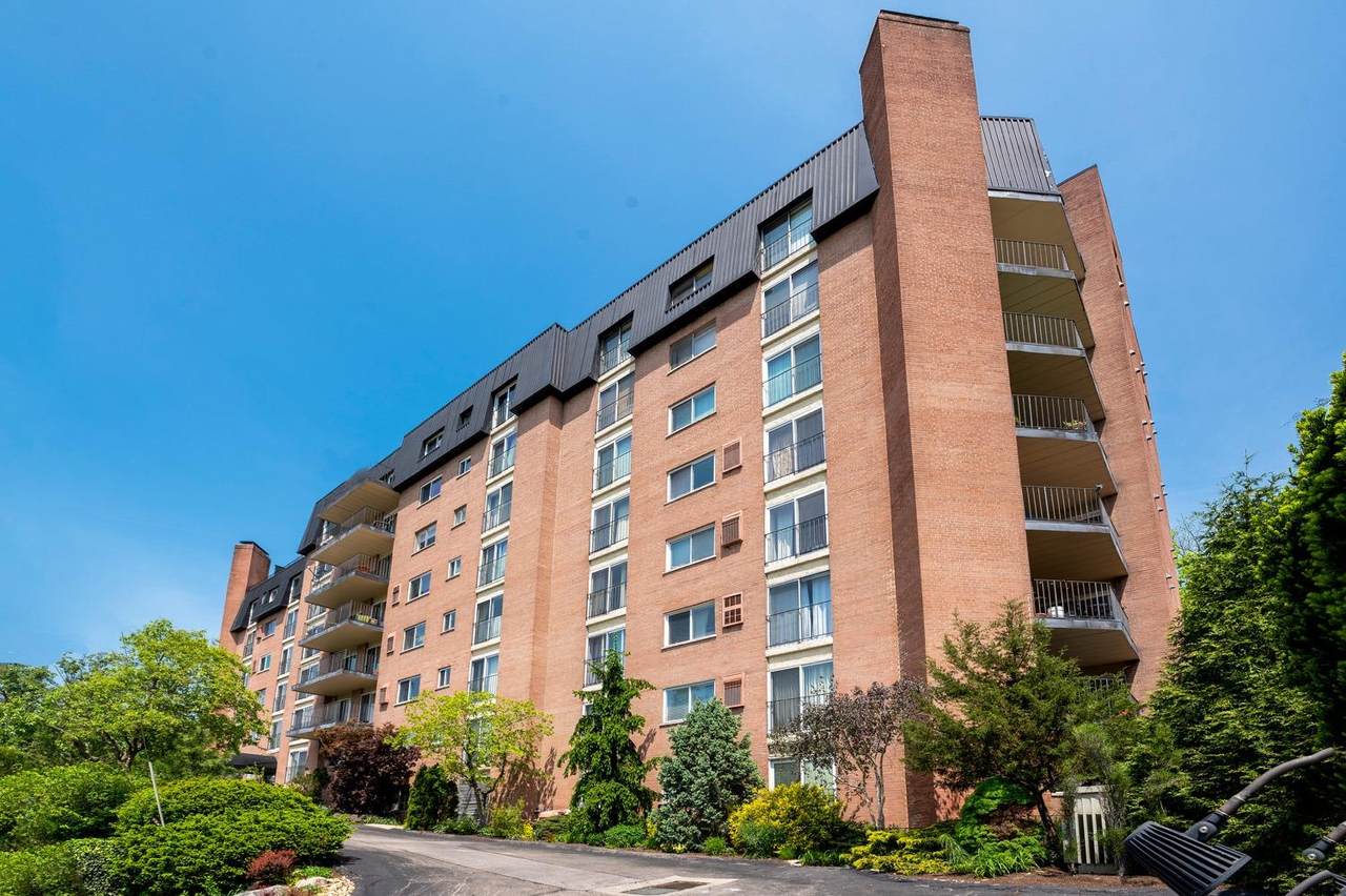 880 Rue De La Paix - Photo 1