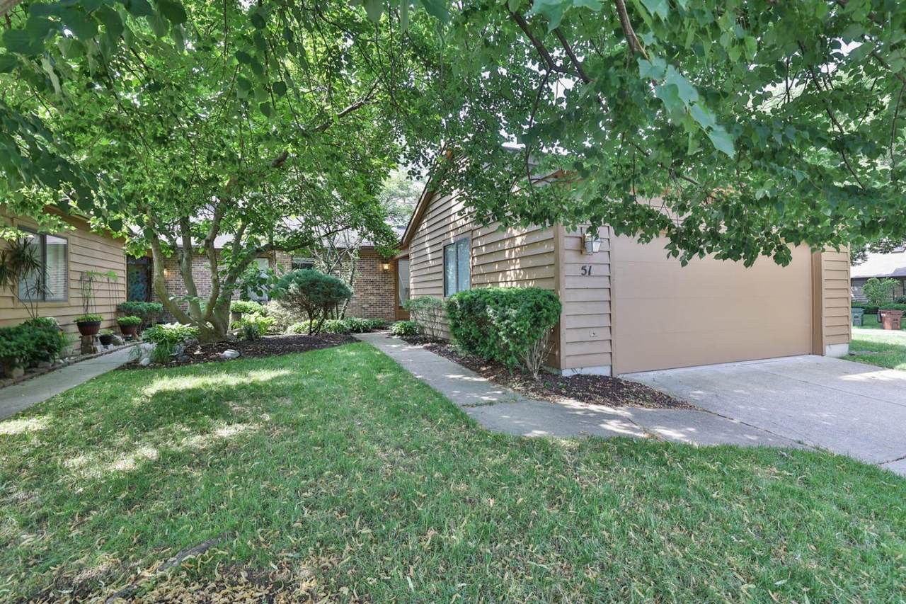 51 Evergreen Circle - Photo 1