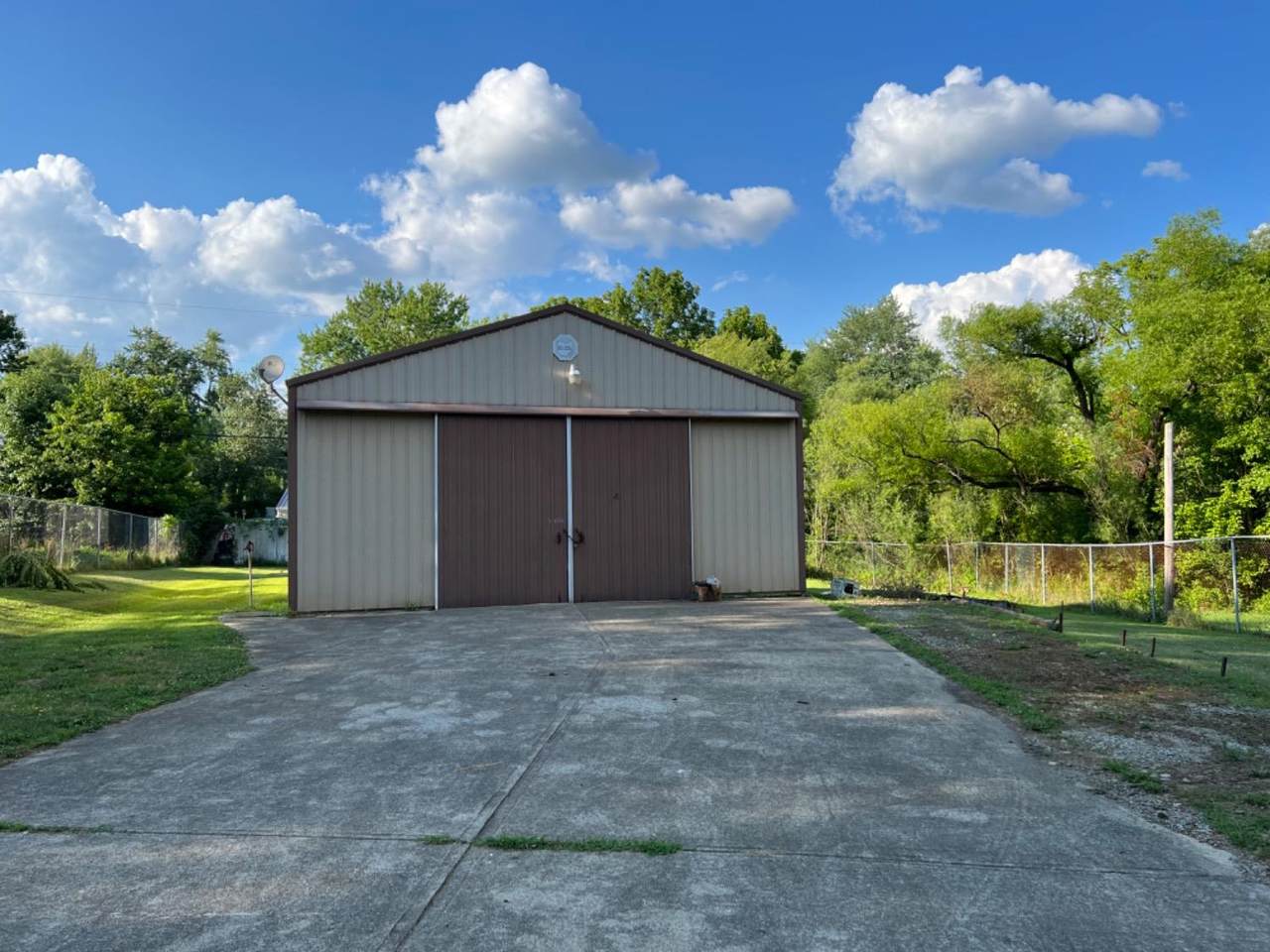 11654 Highland Hills Drive - Photo 1