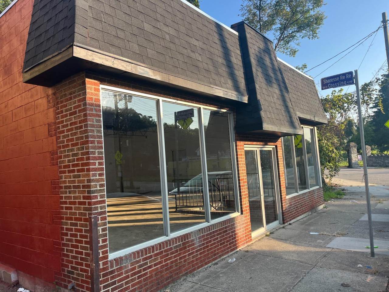 3699 Vine St - Photo 1