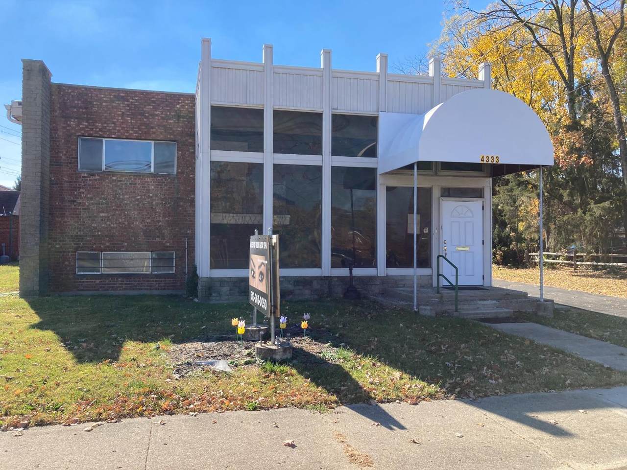 4333 Galbraith Rd - Photo 1