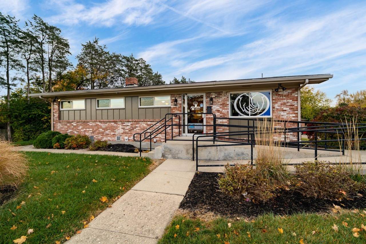 3390 Woodman Dr - Photo 1