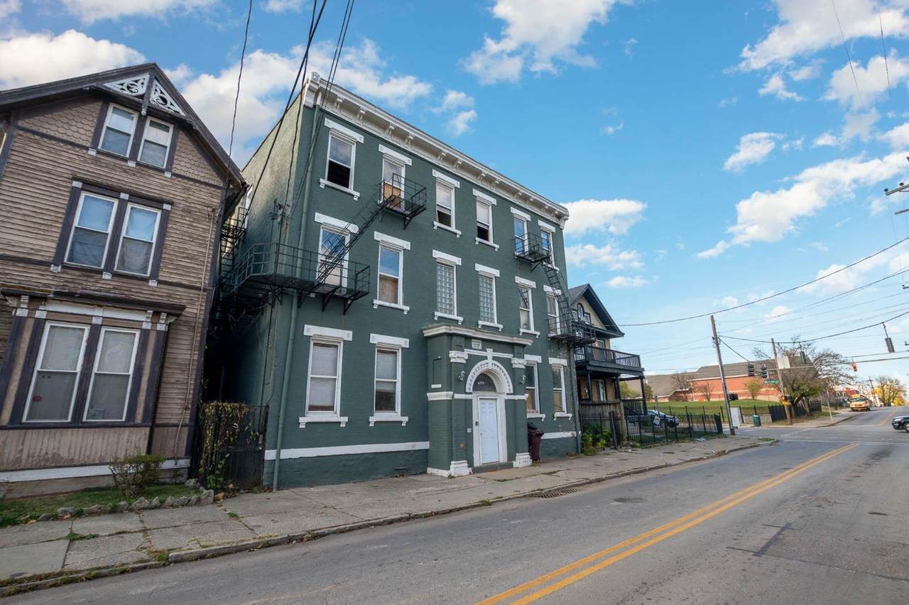 2535 Park Ave - Photo 1