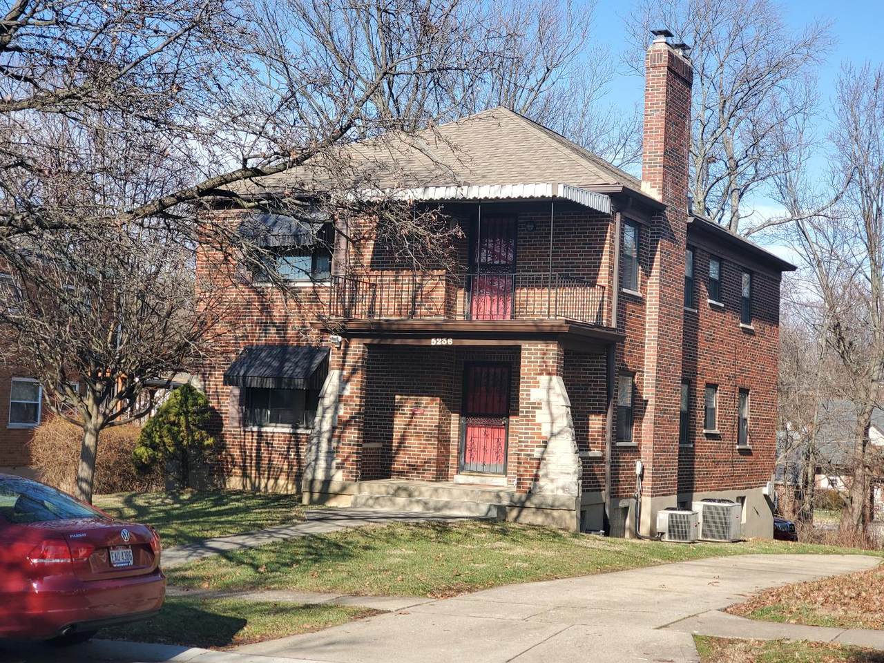 5236 Ralph Ave - Photo 1