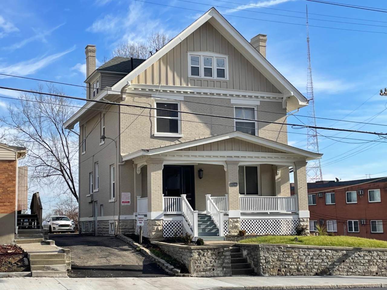 2100 Auburn Ave - Photo 1