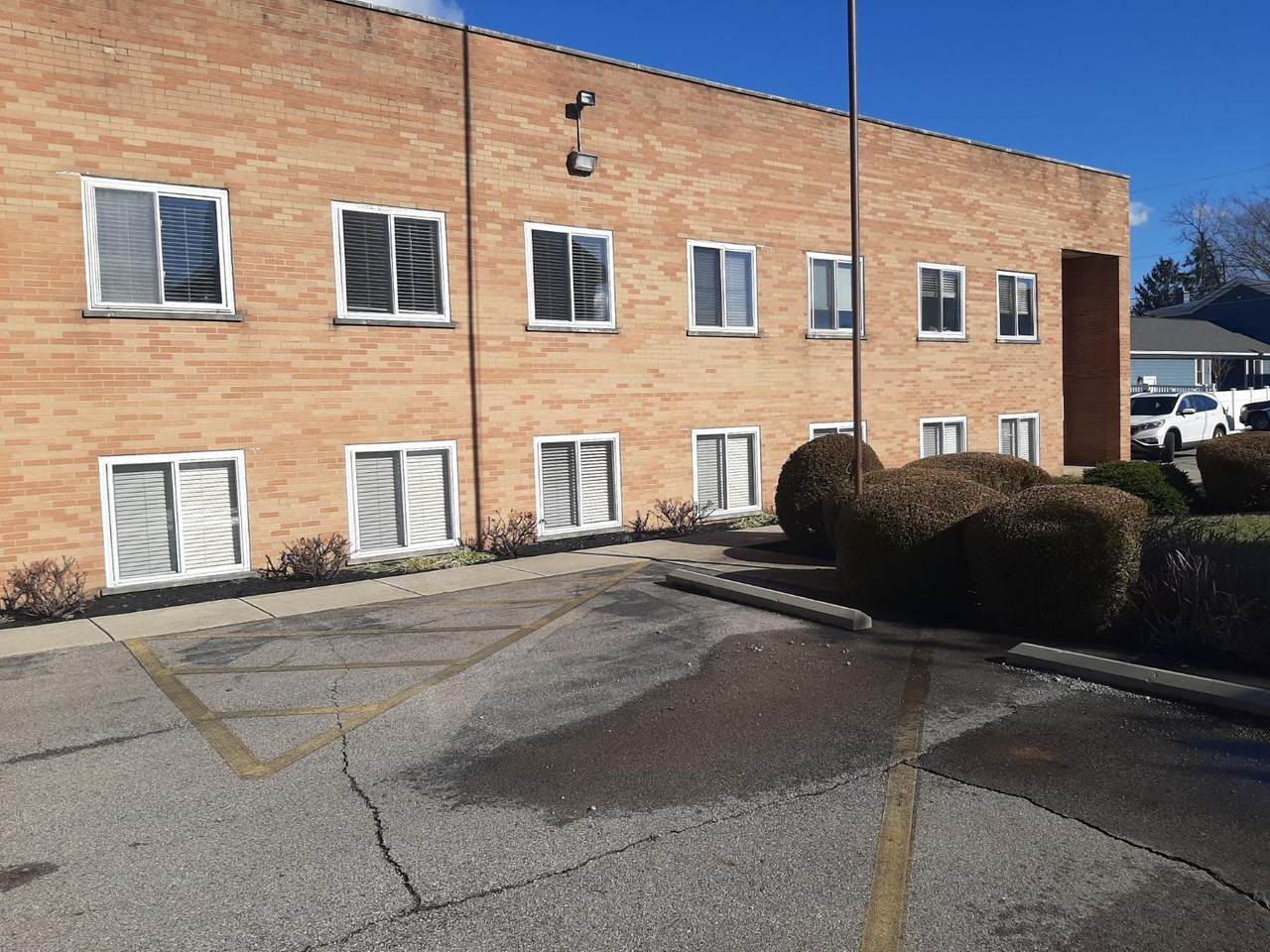 422 Loveland Ave - Photo 1