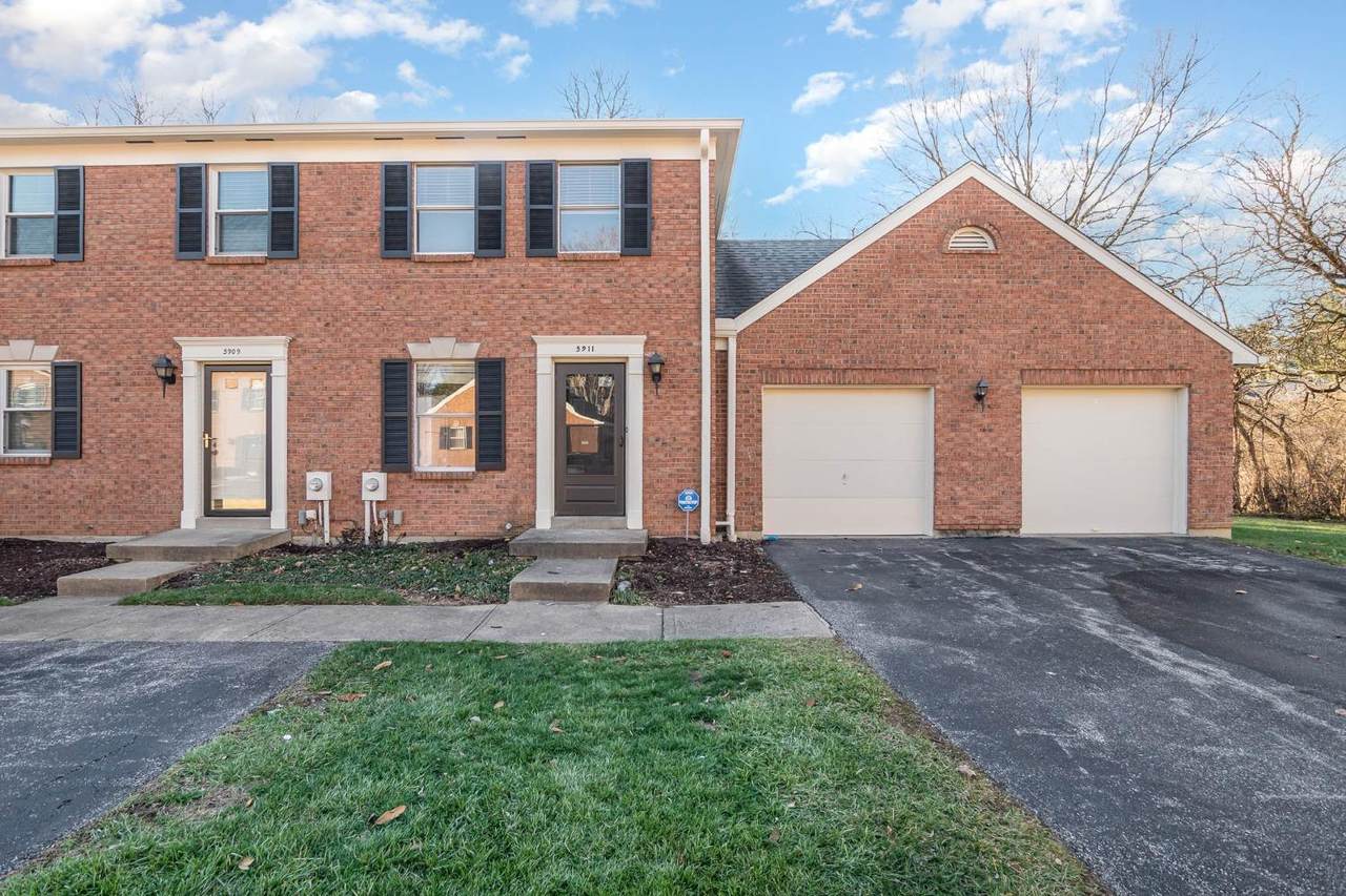 5911 Hanley Close - Photo 1