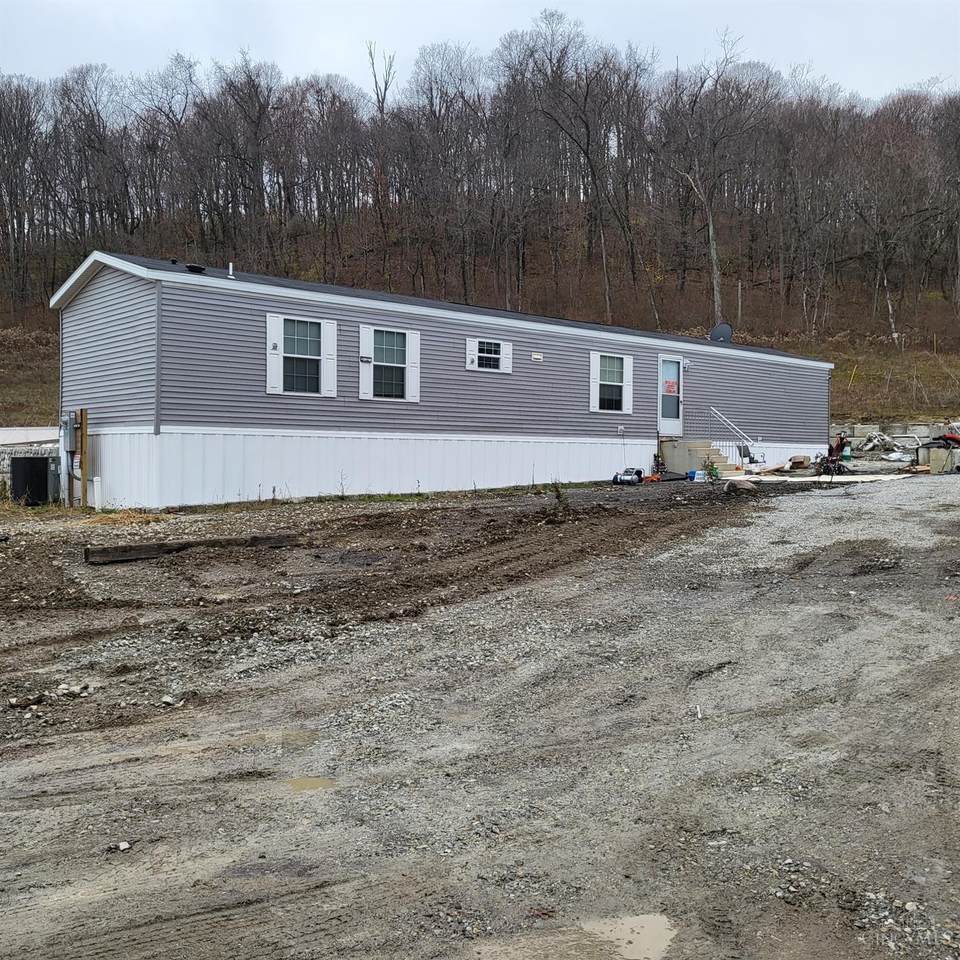 4455 Monroe Avenue - Photo 1