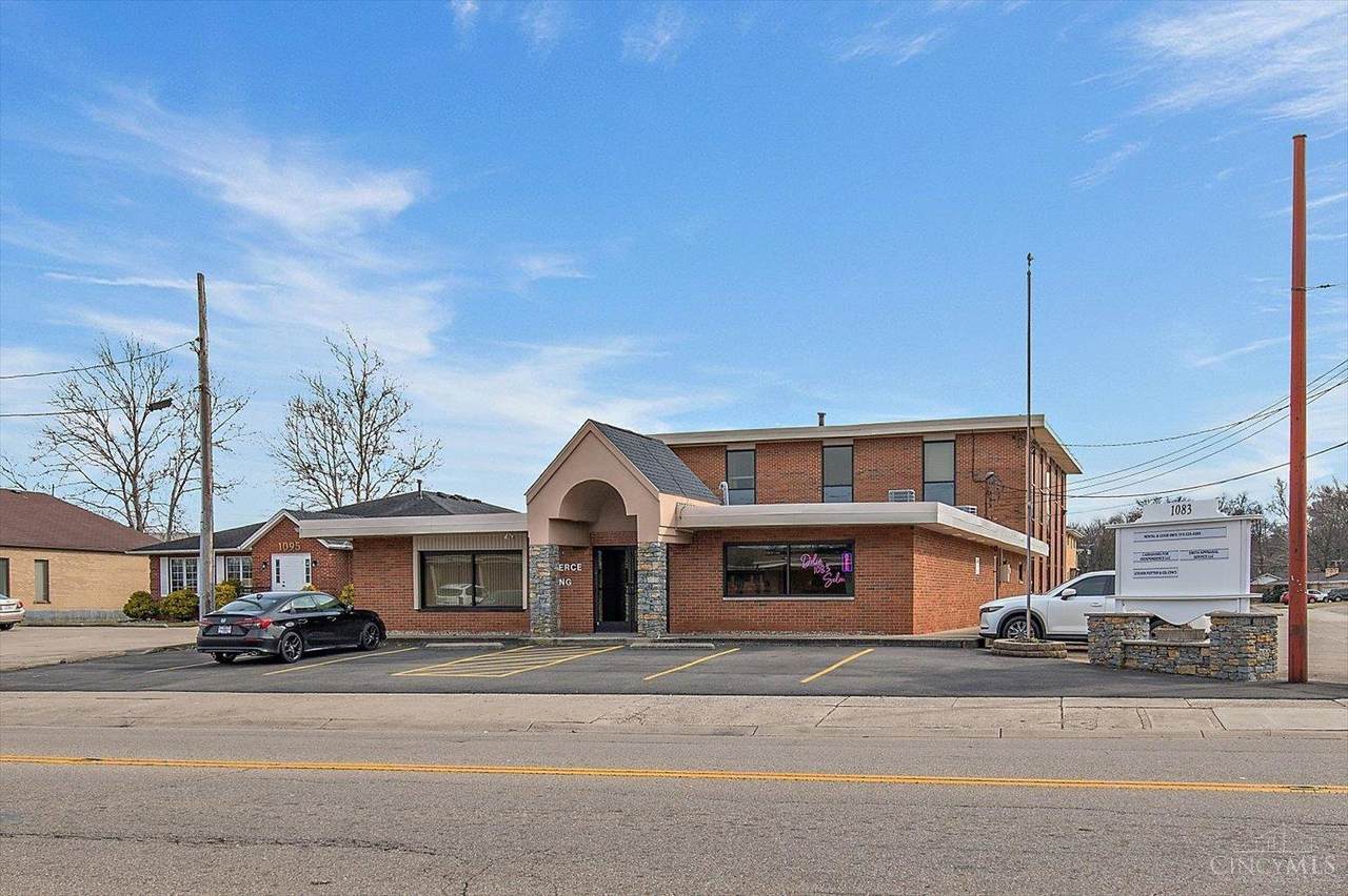 1083 Hicks Boulevard - Photo 1