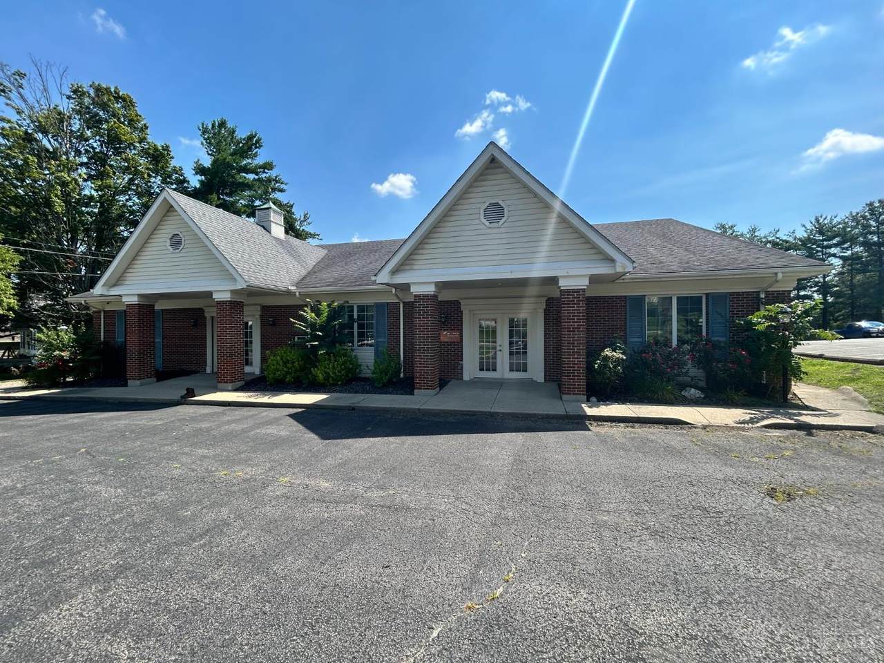 902 High Street - Photo 1