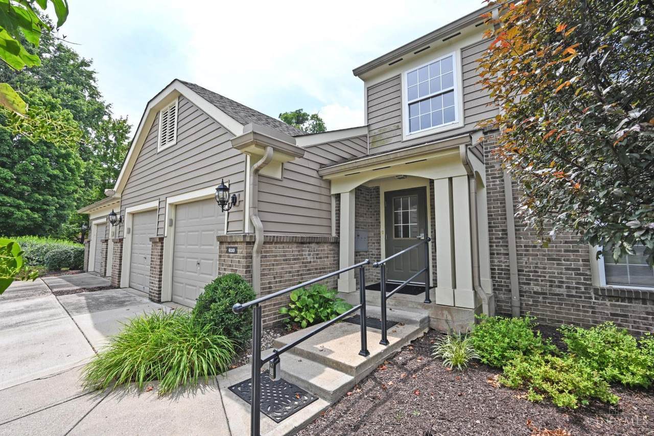 6110 Oakbridge Way - Photo 1