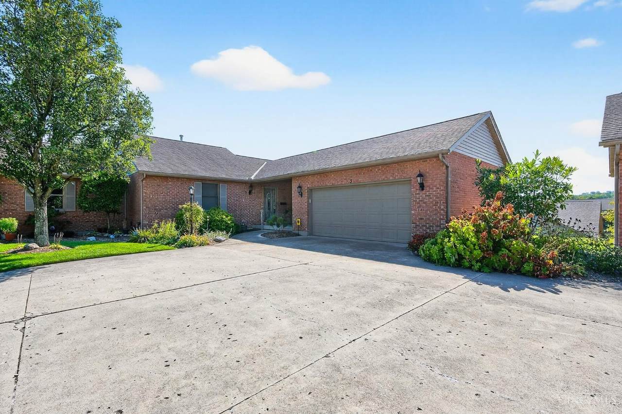 1210 Stephanie Drive - Photo 1