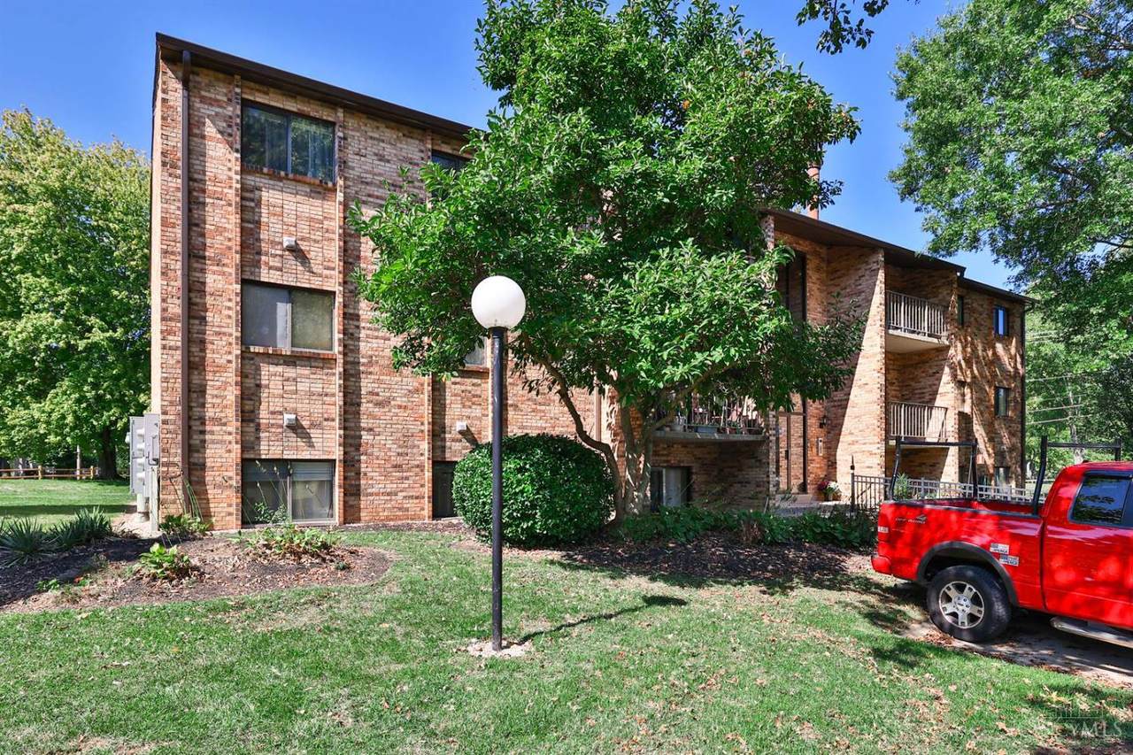 535 Davis Road - Photo 1