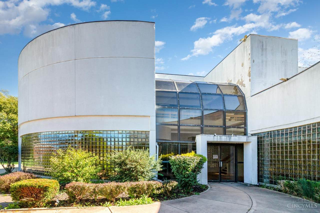 10196 Springfield Pike - Photo 1