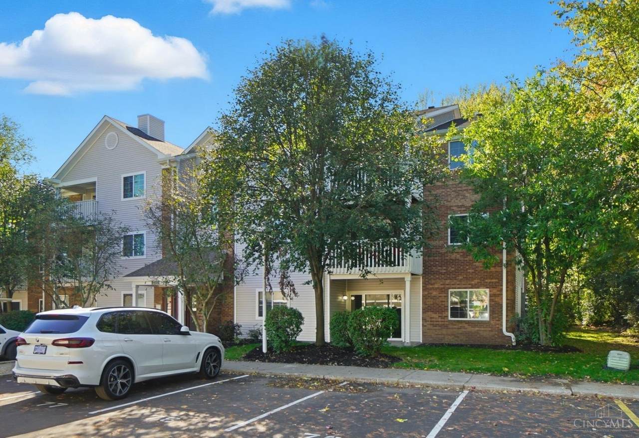 220 Carrington Lane - Photo 1