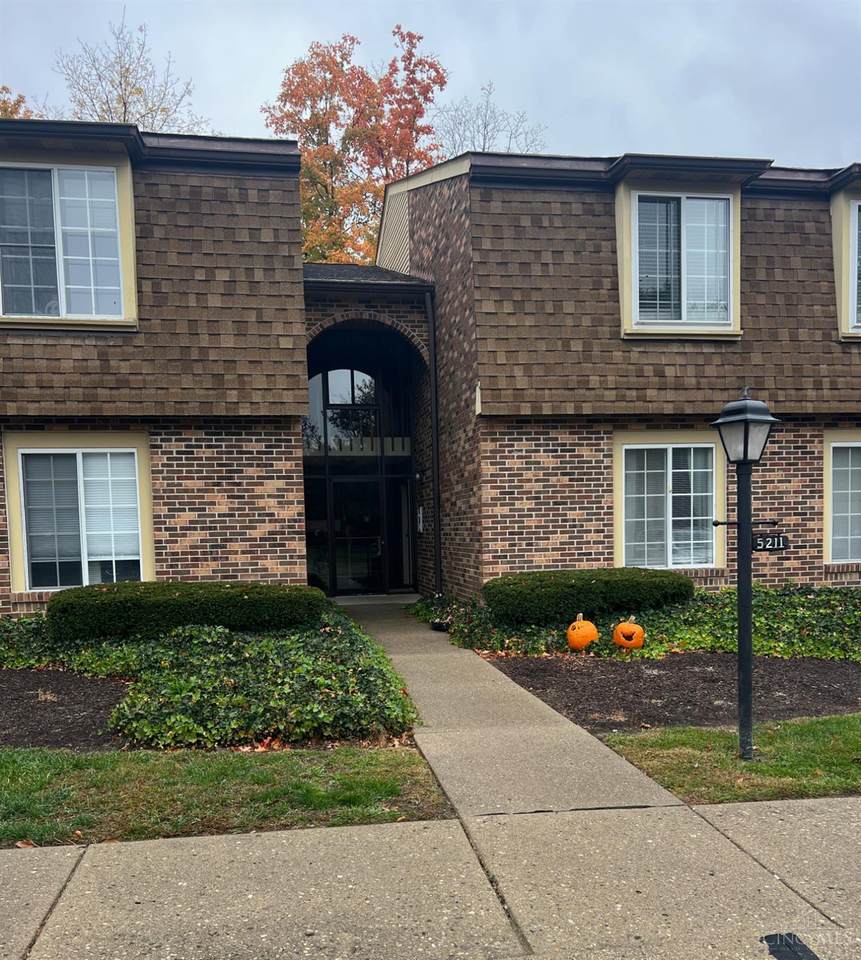 5211 Eaglesnest Drive - Photo 1