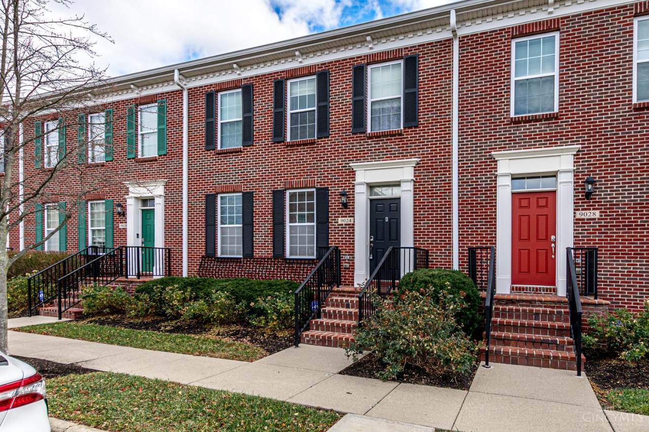 9024 Beacon Street - Photo 1