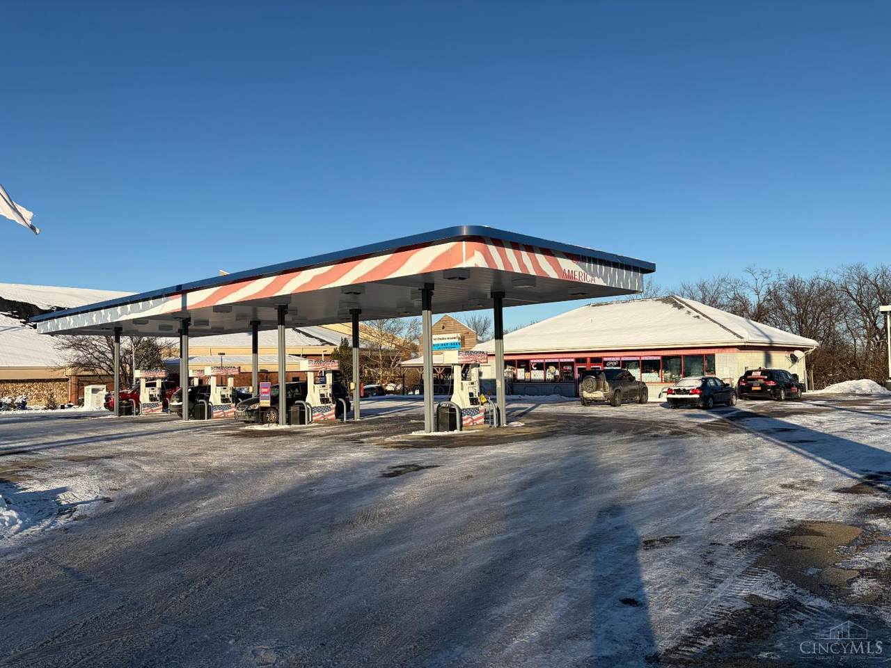 7500 Dixie Highway - Photo 1