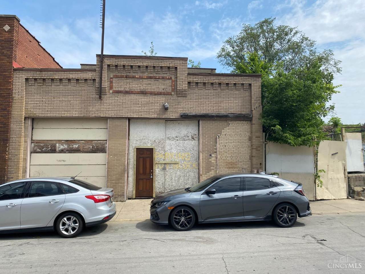 550 Oliver Street - Photo 1